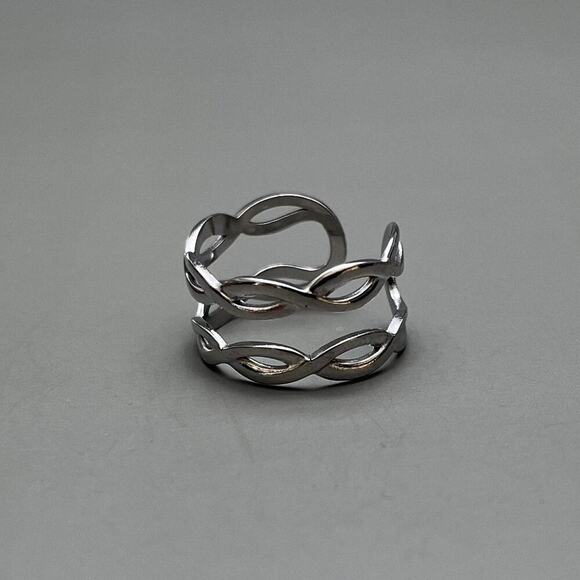 Y2K Silver Coil Wrap Ring Adjustable Unisex 2000s Jewelry Vintage Style - Picture 2 of 9